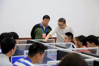 成都職業(yè)技術(shù)學(xué)院成功承辦四川省2018年高職院校四項技能大賽