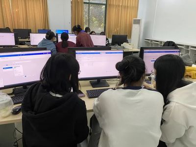 財金學院組織學生參加2021(第六屆)金蝶云管理創(chuàng)新杯大賽軟件技術(shù)交流